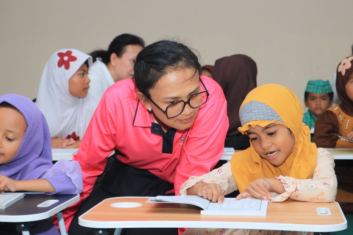 Bhayangkari Polri gelar bhakti sosial di Lampung