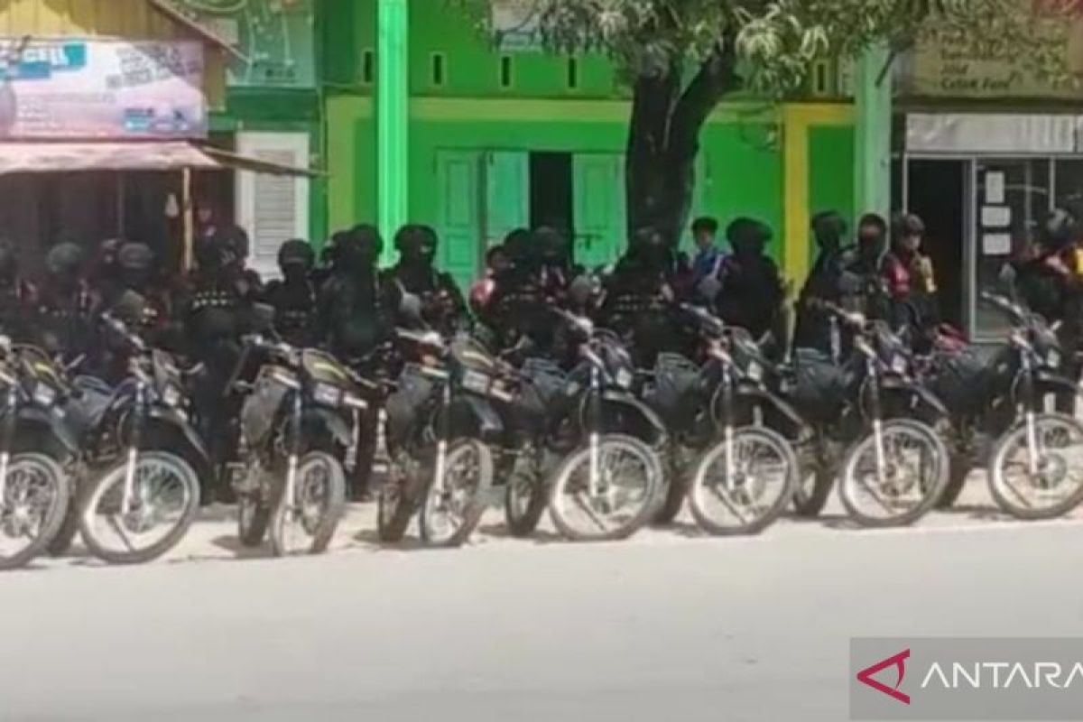 200 personel kepolisian patroli untuk mencegah tawuran pelajar di Kendari