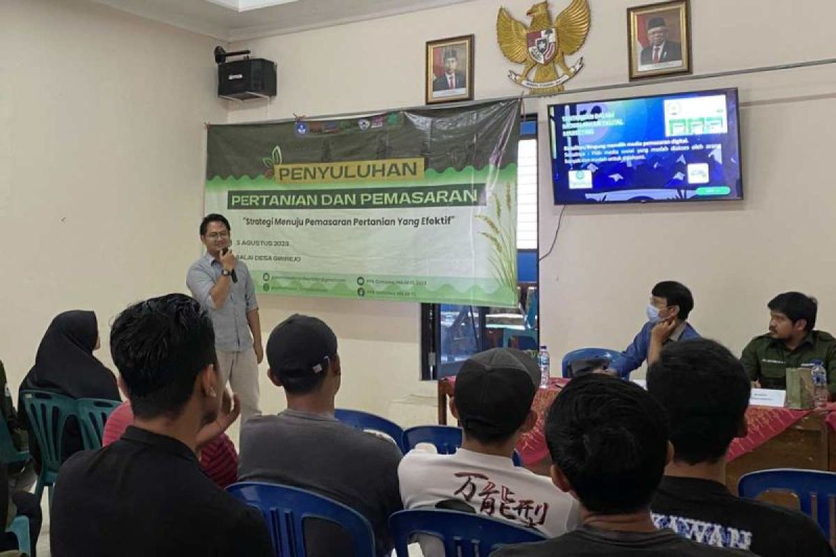 Mahasiswa Untidar kenalkan pemasaran digital ke petani