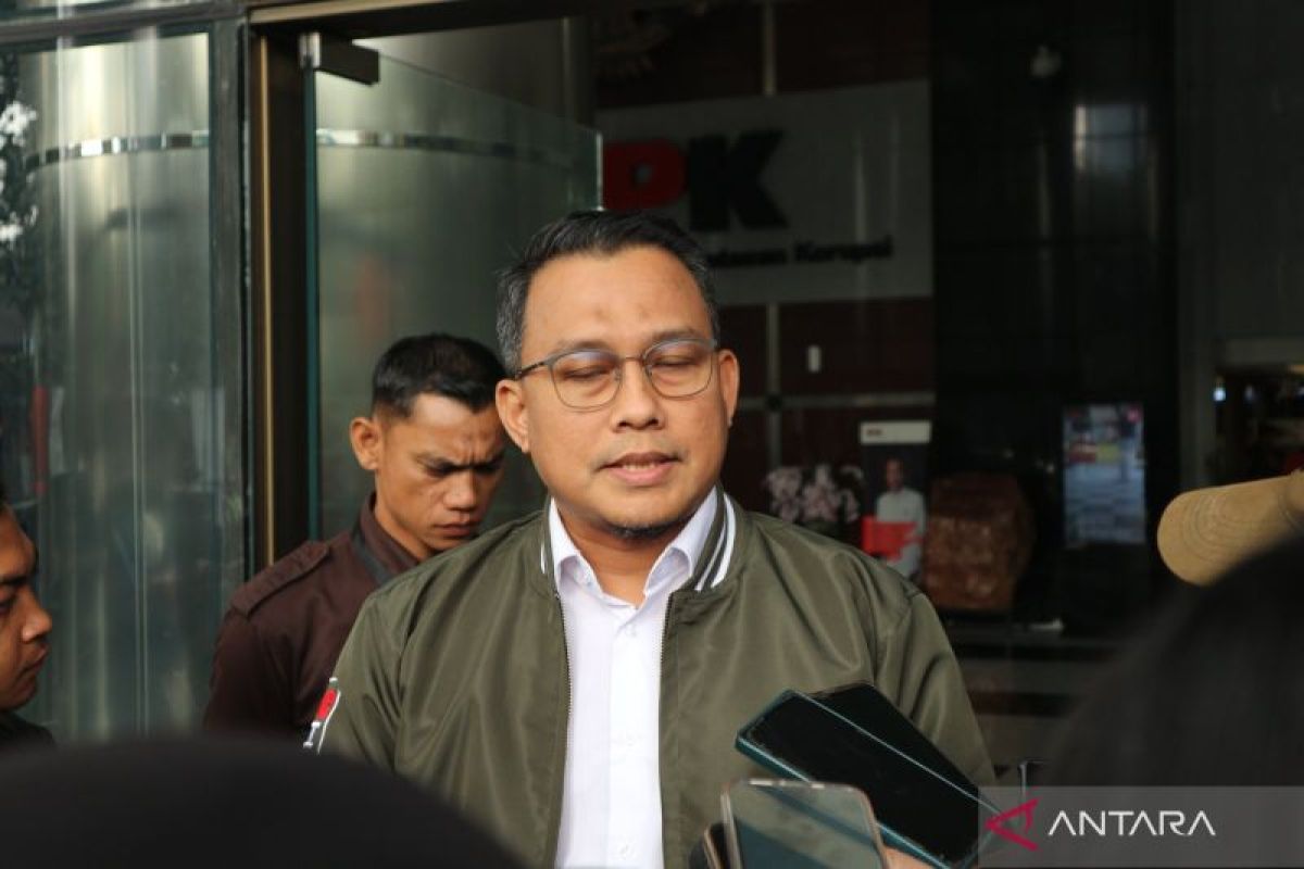 KPK periksa istri Wali Kota Bima sebagai saksi korupsi di Pemkot Bima
