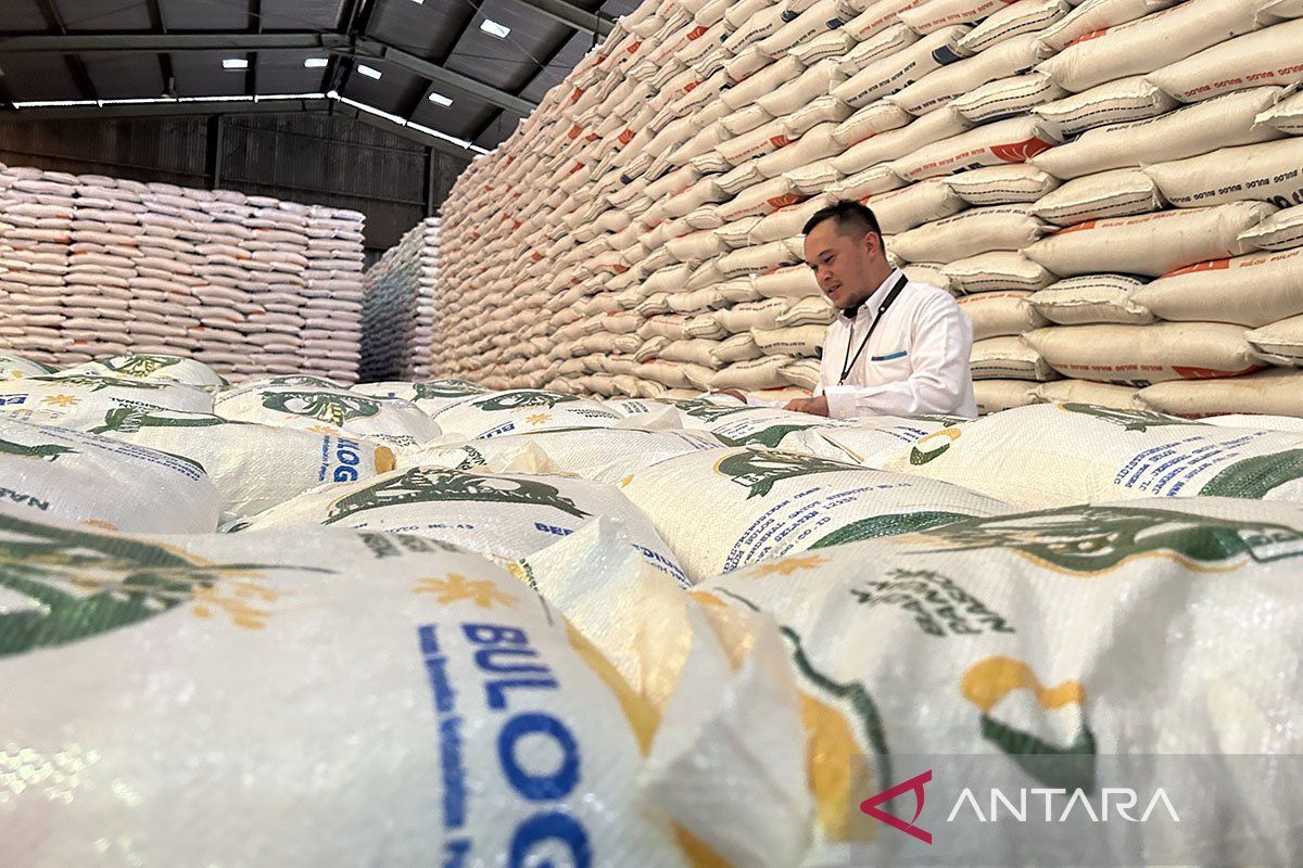 Bulog selesaikan kesepakatan impor beras 400 ribu ton