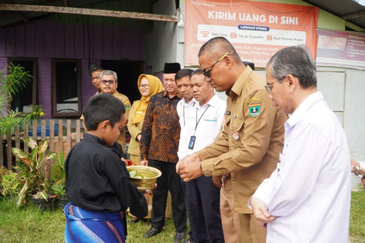 Dukung Pembinaan Karakter, PLN Bantu Rumah Anak Sholeh Pasie Nan Tigo