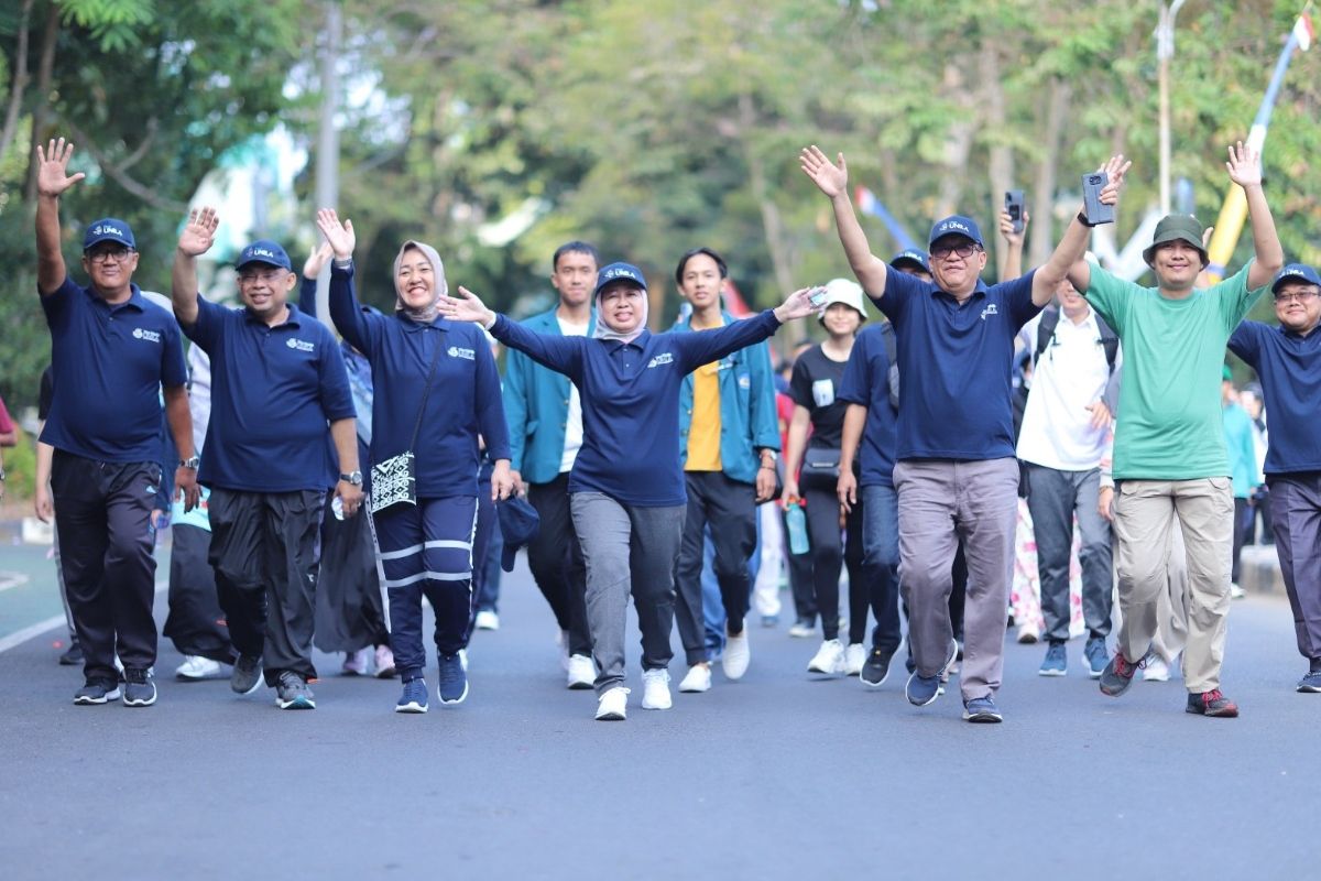 Unila gelar jalan sehat sambut Dies Natalis ke-58