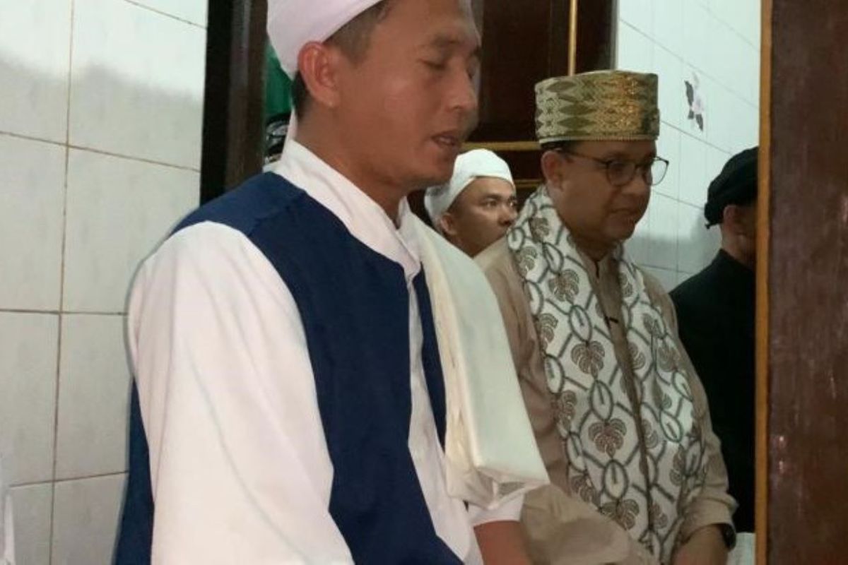 Anies Baswedan ziarah ke makam  Ki Marogan di Palembang