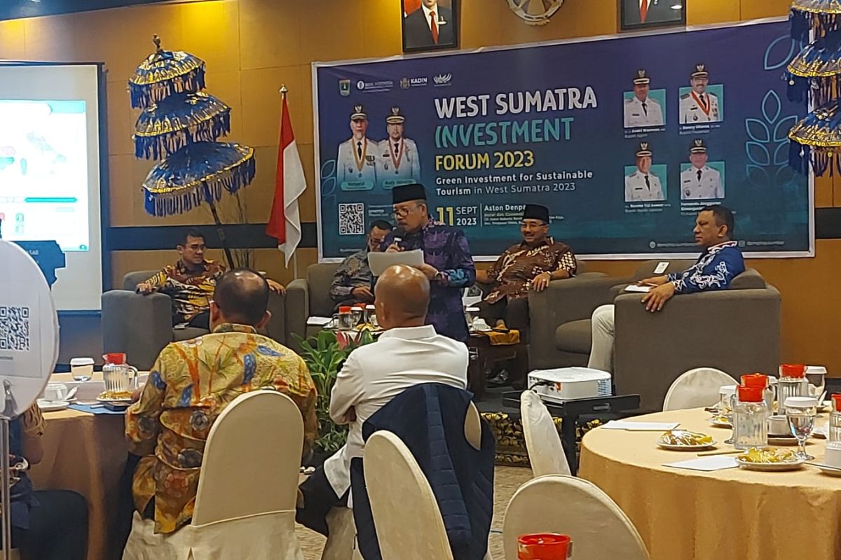 Bupati presentasikan potensi investasi Agam di West Sumatera Investment Forum