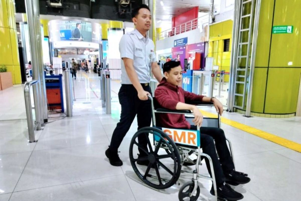 Daop 8 Surabaya berikan diskon 20 persen bagi penyandang disabilitas