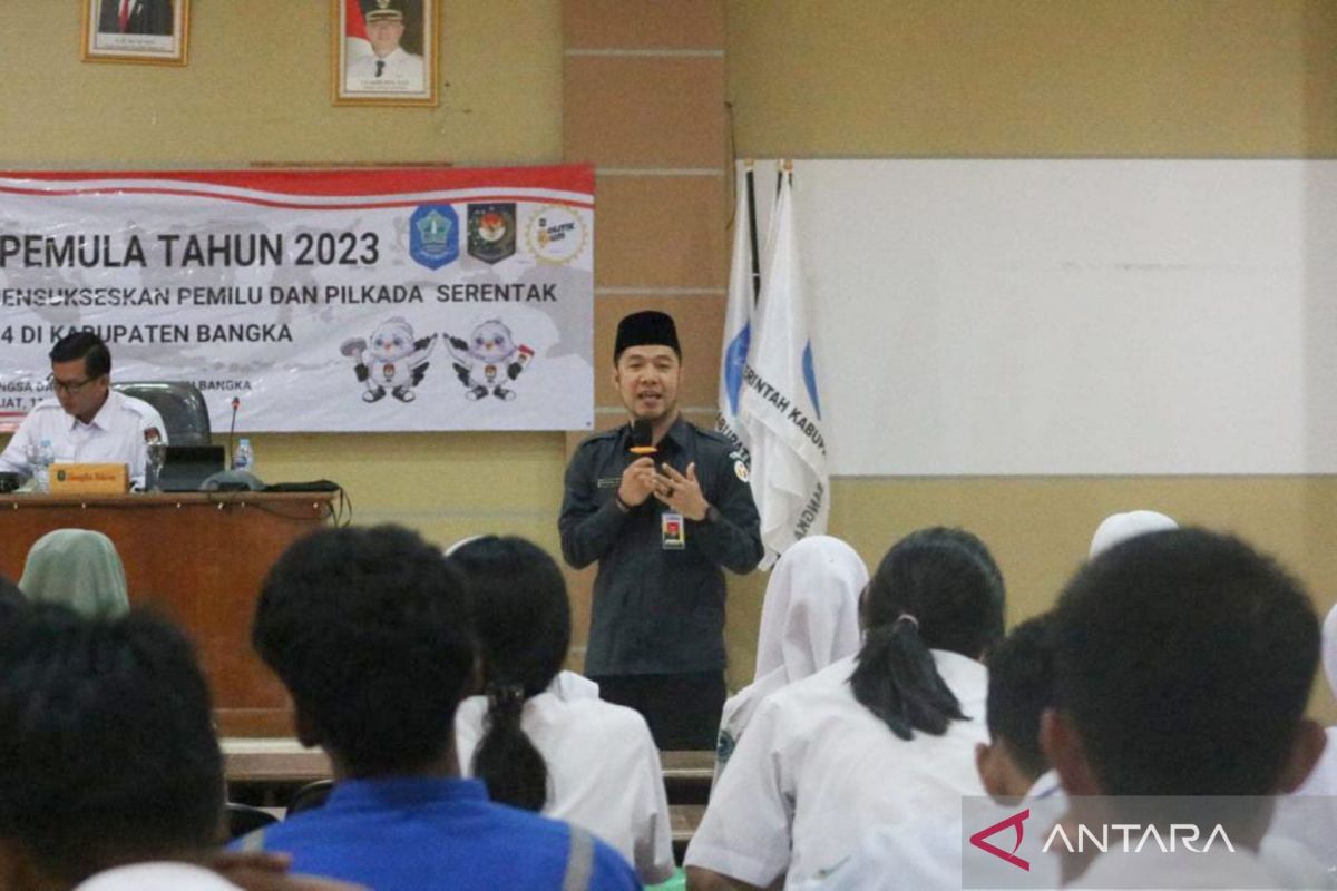 Bawaslu Bangka Belitung minta pemilih pemula cerdas memilih pada Pemilu 2024