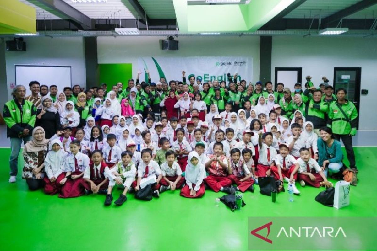Ribuan anak driver Gojek ikut kursus Bahasa Inggris gratis