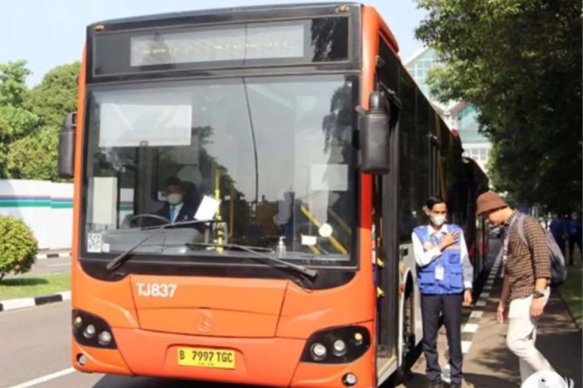 TransJakarta rute Kalideres menuju Bandara Soetta masih gratis