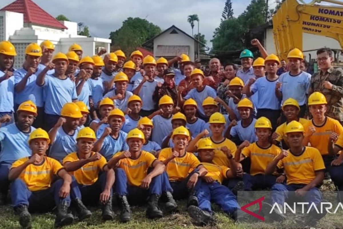 Mensos berikan motivasi peserta pelatihan mekanik di Jayapura