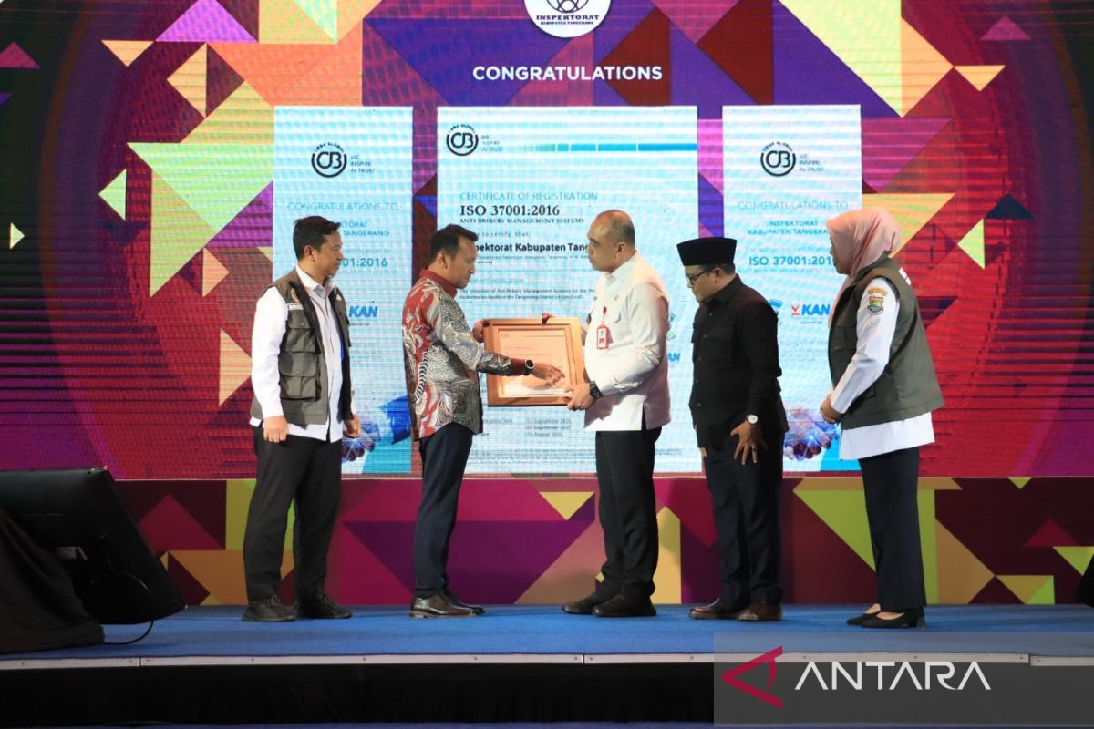 Pemkab Tangerang raih sertifikat ISO 37001