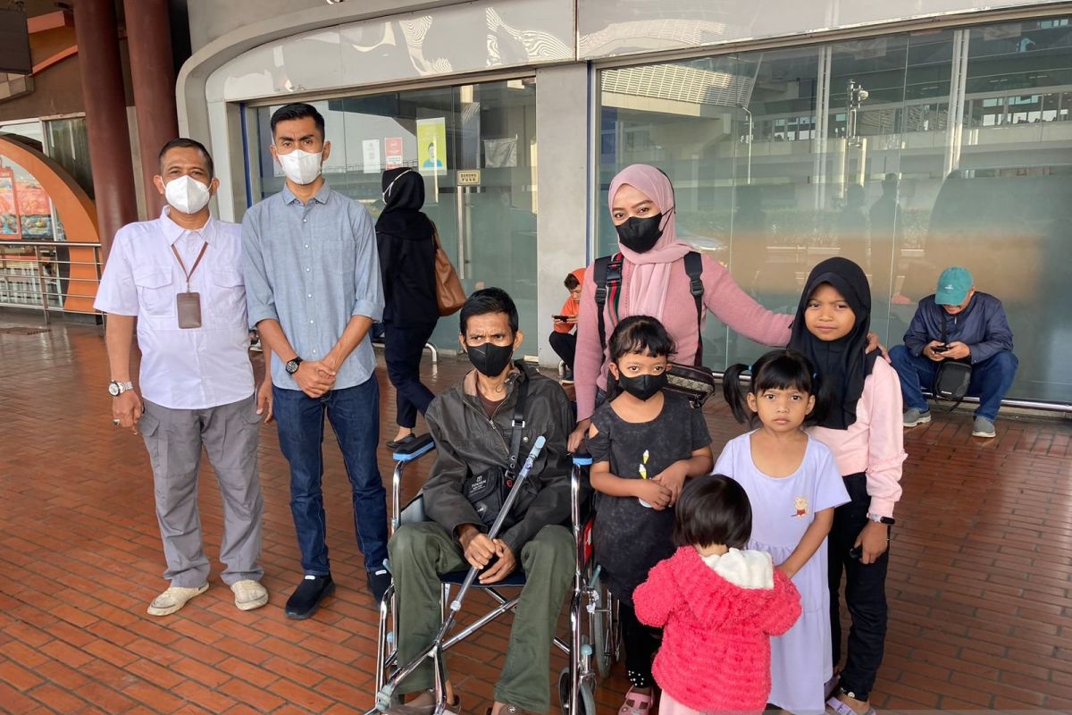 Pemerintah Aceh pulangkan satu keluarga perantau dari Jakarta