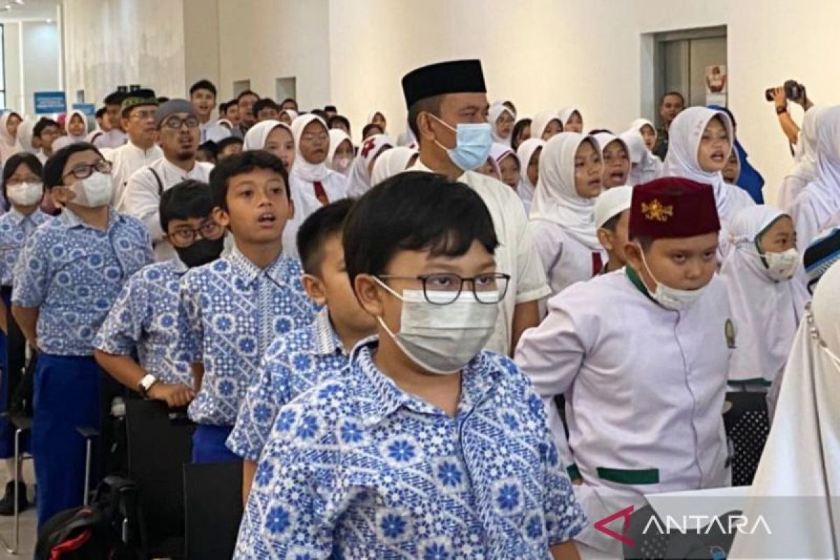 Dinas Pendidikan DKI telusuri sekolah terkait penahanan ijazah