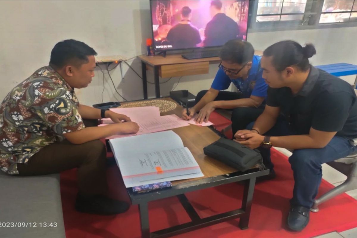 Tersangka dugaan korupsi di perpustakaan Makassar segera disidangkan