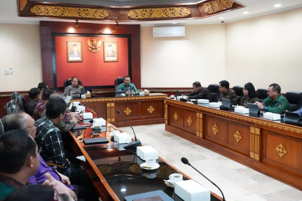 Pj Gubernur Bali bentuk tim untuk hilangkan kemiskinan ekstrem