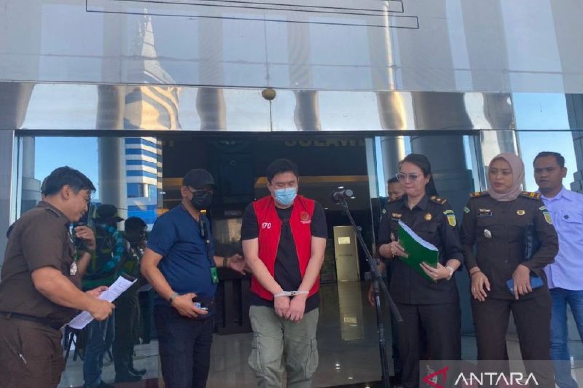 Tim Tabur Kejati Sulsel tangkap buronan penipuan Rp445 juta