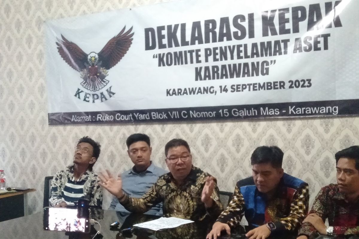 Sejumlah advokat muda bergabung dalam wadah Komite Penyelamat Aset Karawang