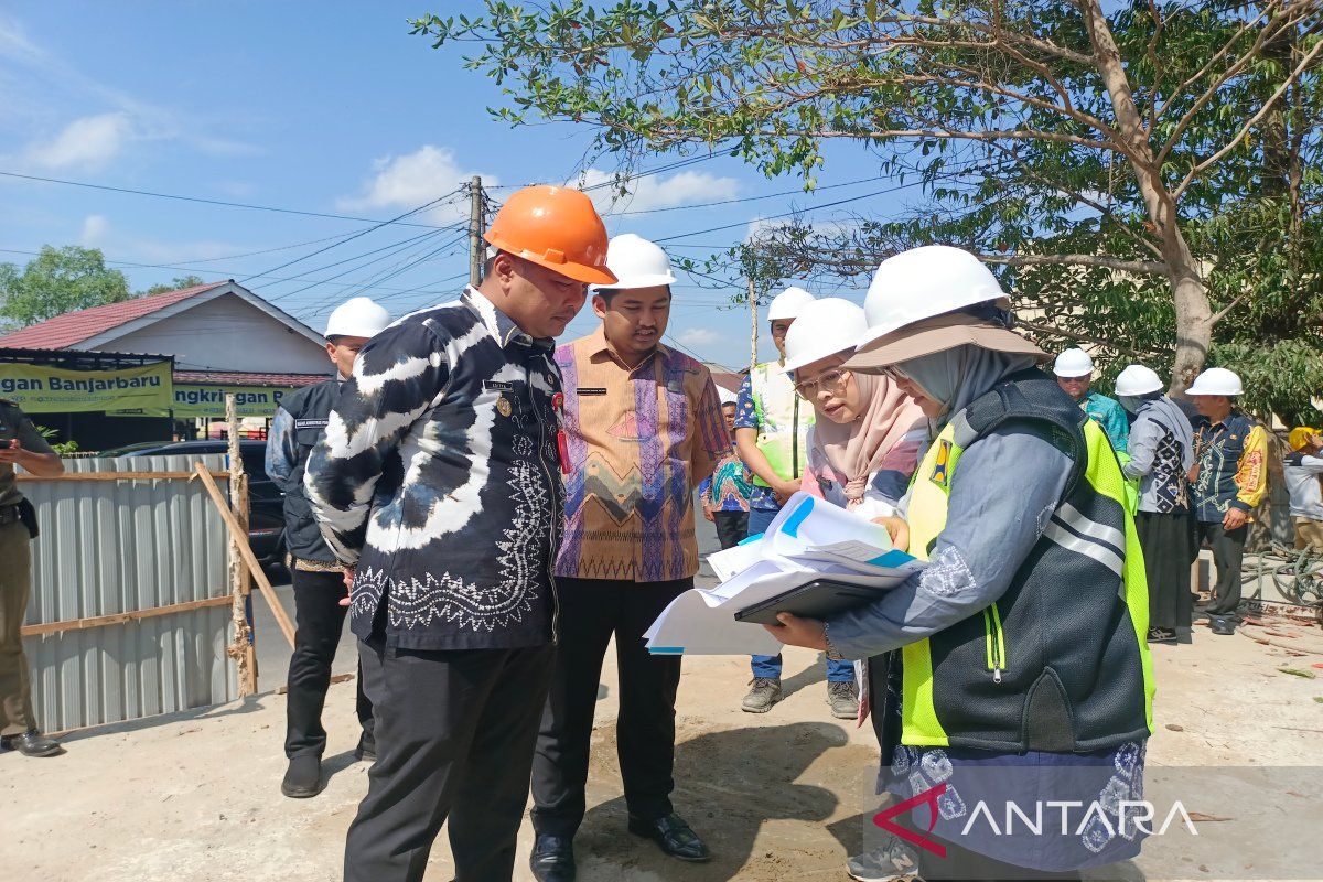 Wali Kota Banjarbaru awasi proyek strategis