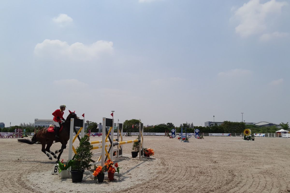 Minister targets equestrian development for driving sports tourism