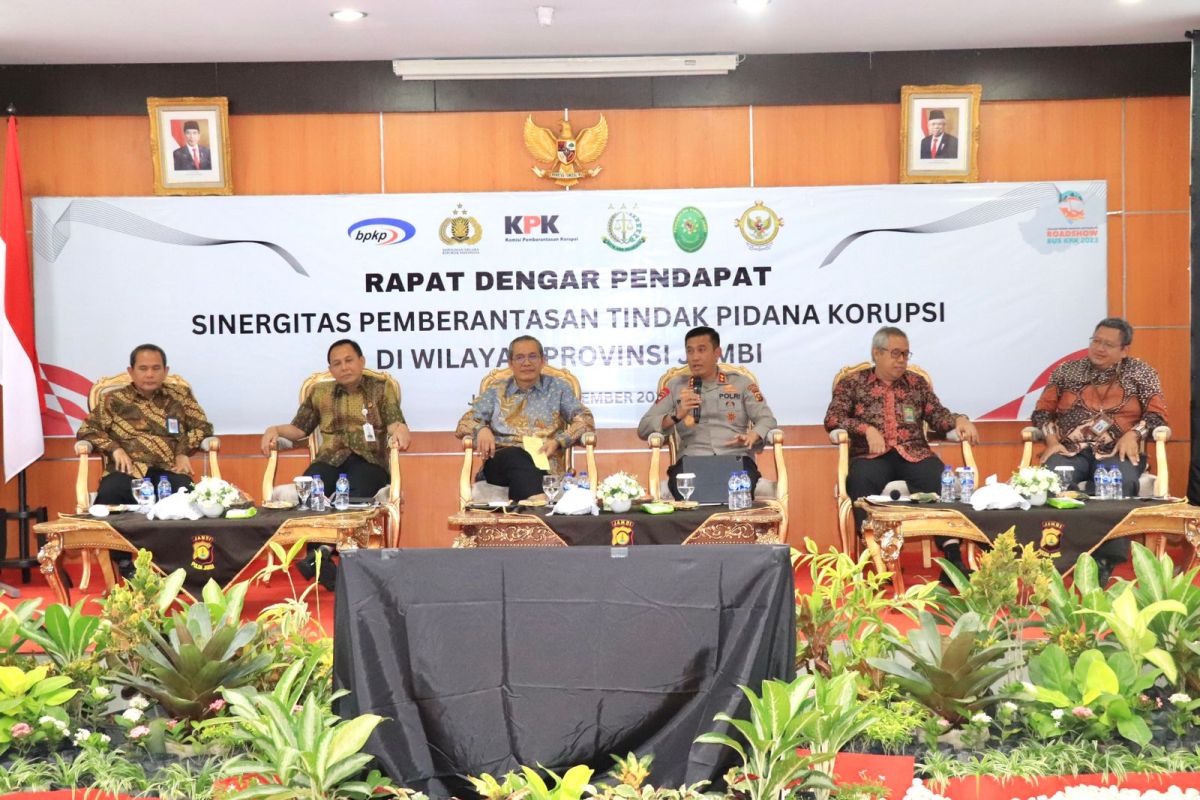 Kapolda Jambi jamin personel berkomitmen lakukan pemberantasan korupsi