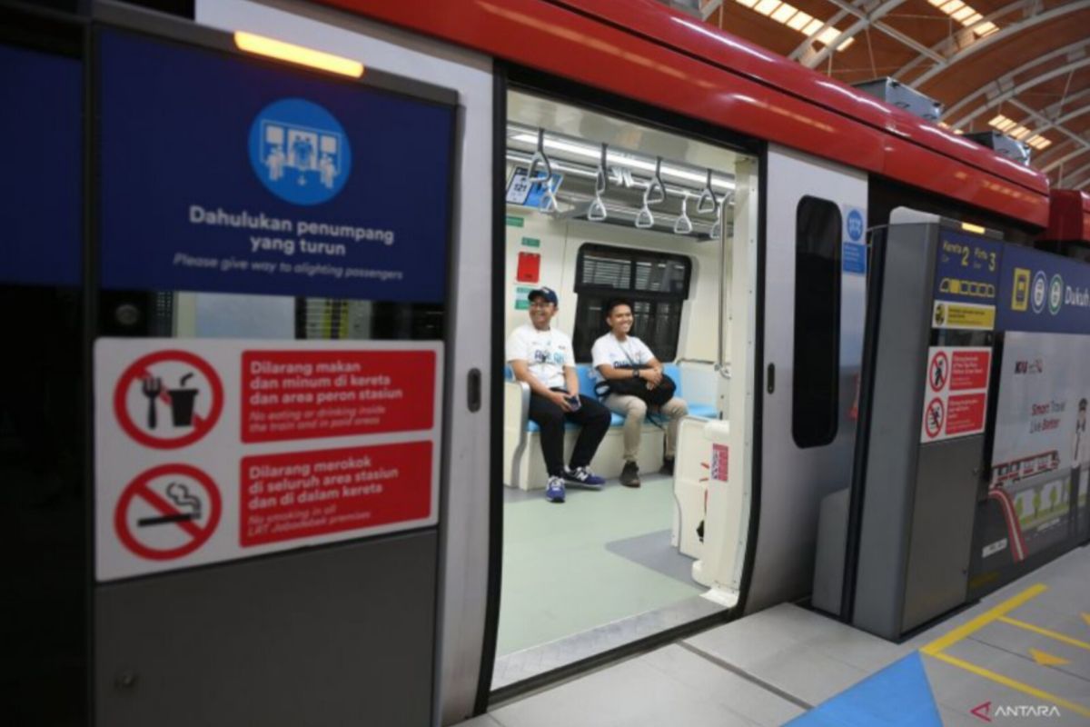 DKI kaji usulan peleburan MRT dan LRT untuk fokus pengembangan bisnis