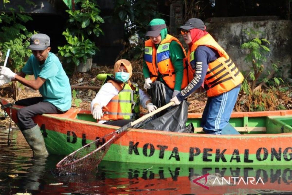 Pemkot Pekalongan siagakan Tim Jogo Kali, cegah buang sampah ke sungai