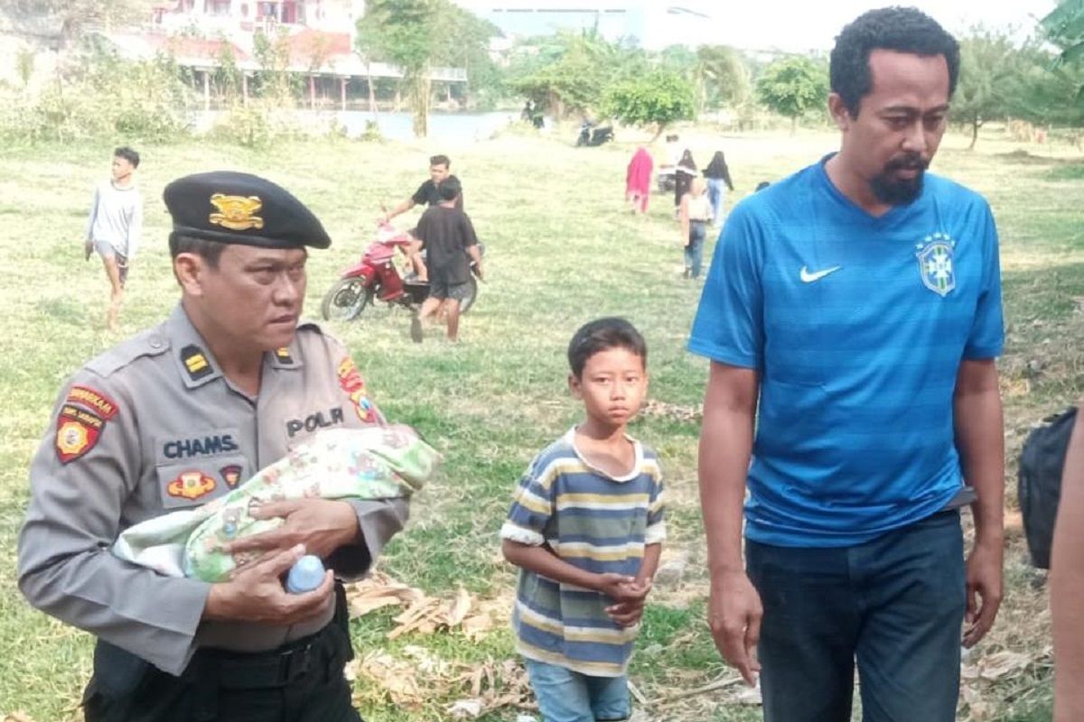 Polisi telusuri kasus pembuangan bayi di Kediri