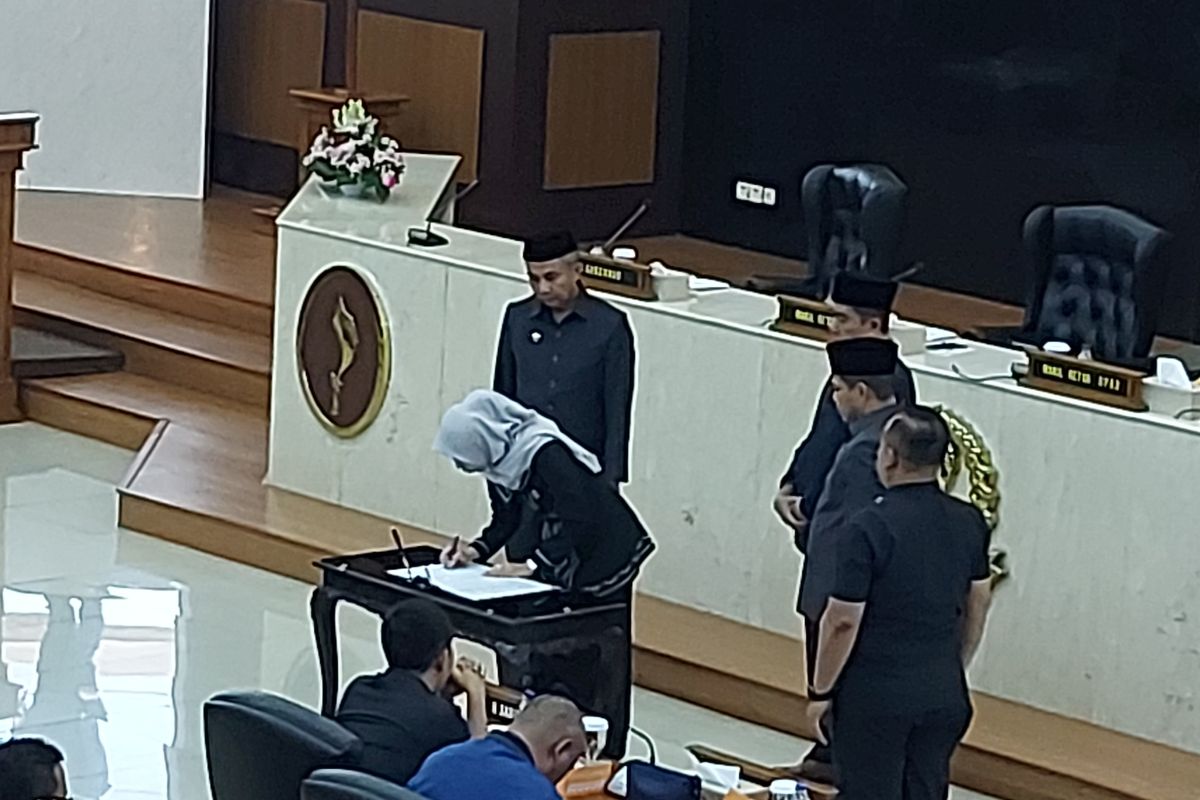 Pemprov-DPRD Jabar teken Nota Kesepakatan Perubahan KUA-PPAS 2023