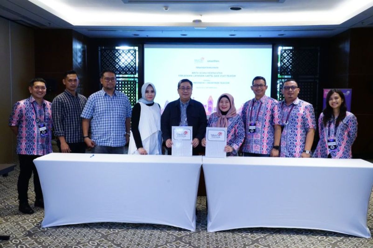 Smartfren Business dan Telkomsat kerja sama layanan Starlink di 3T