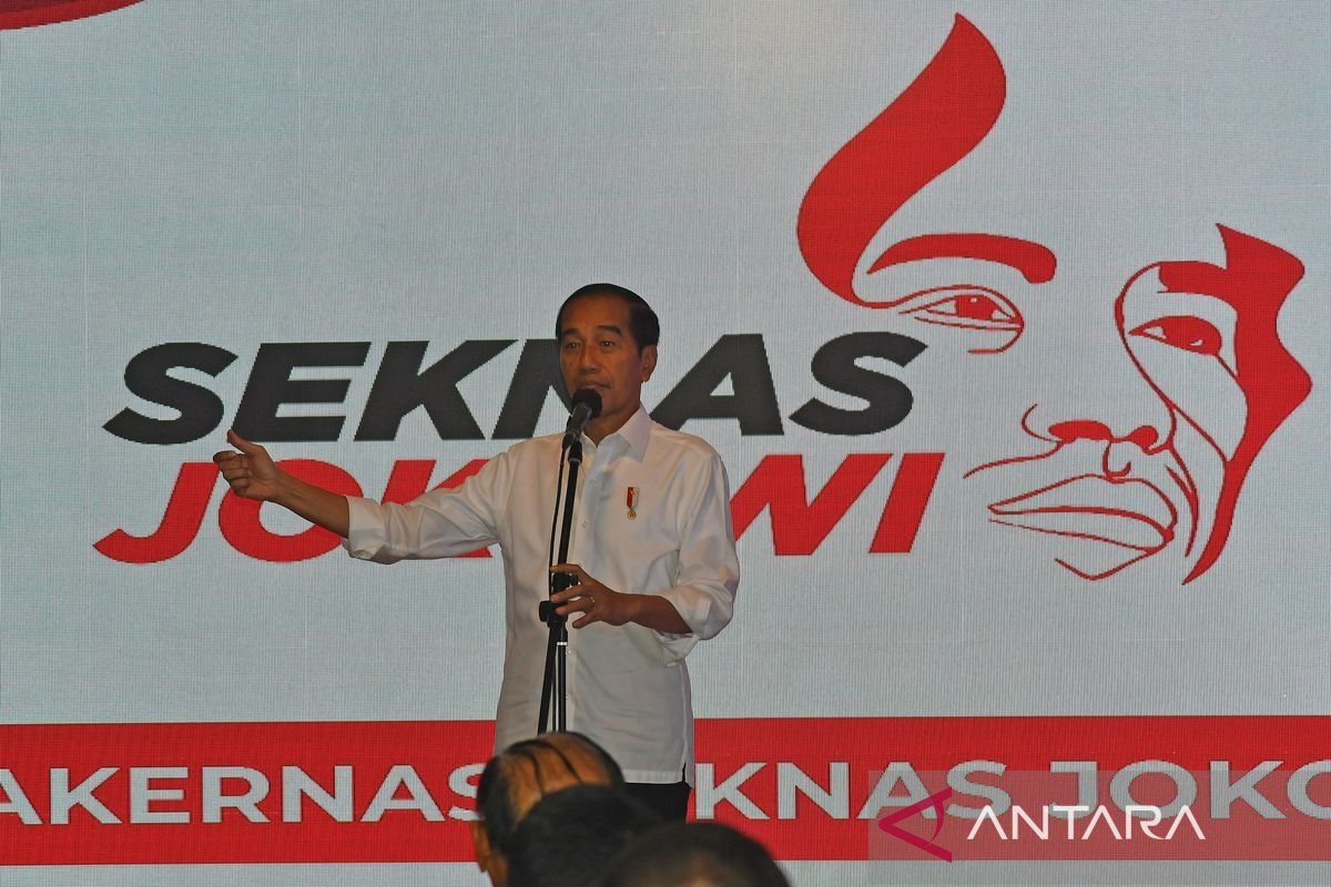 Presiden Jokowi tekankan kepada organ relawan pentingnya membangun kepercayaan