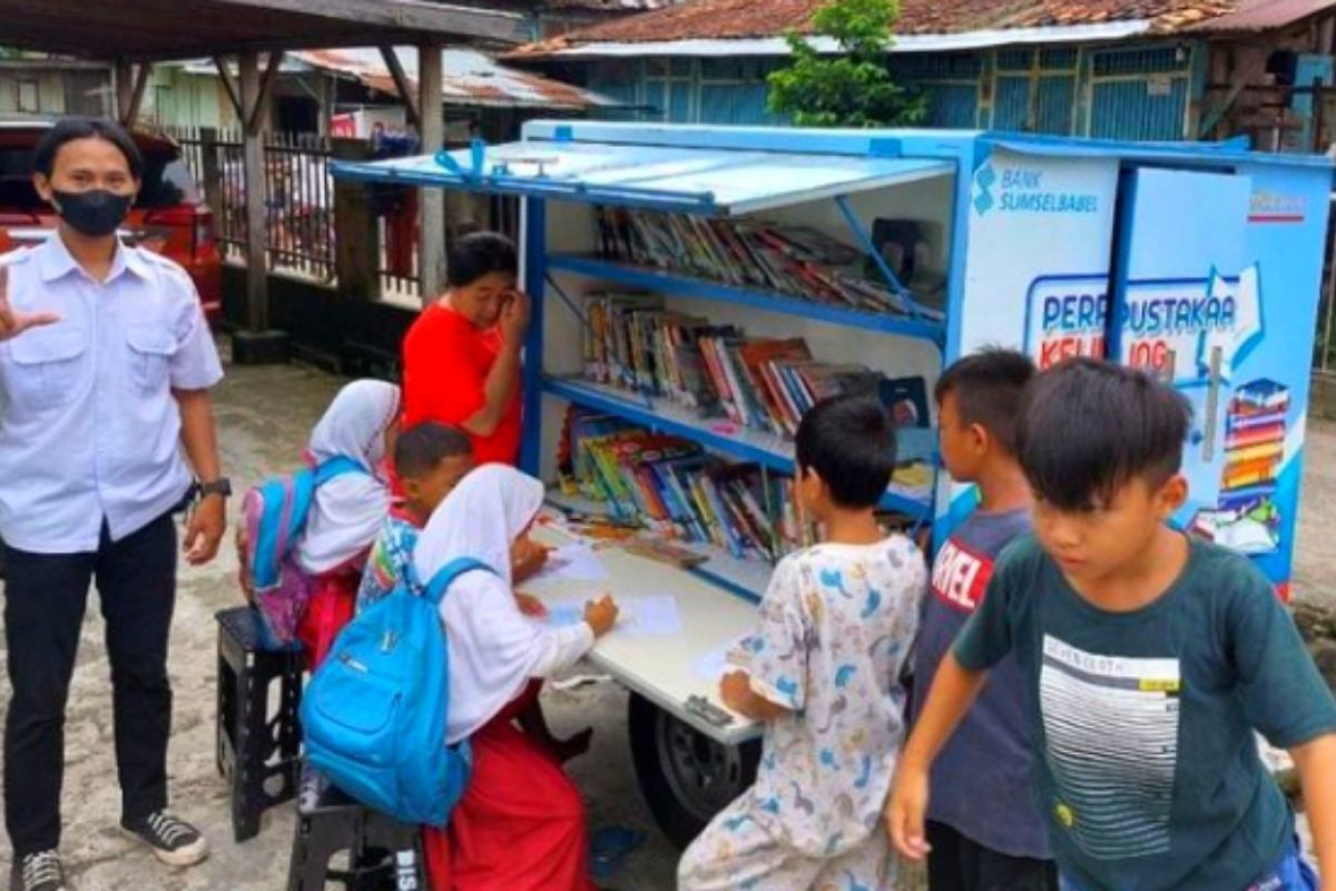 Perpustakaan bentor lebih lincah menjangkau pelosok Palembang