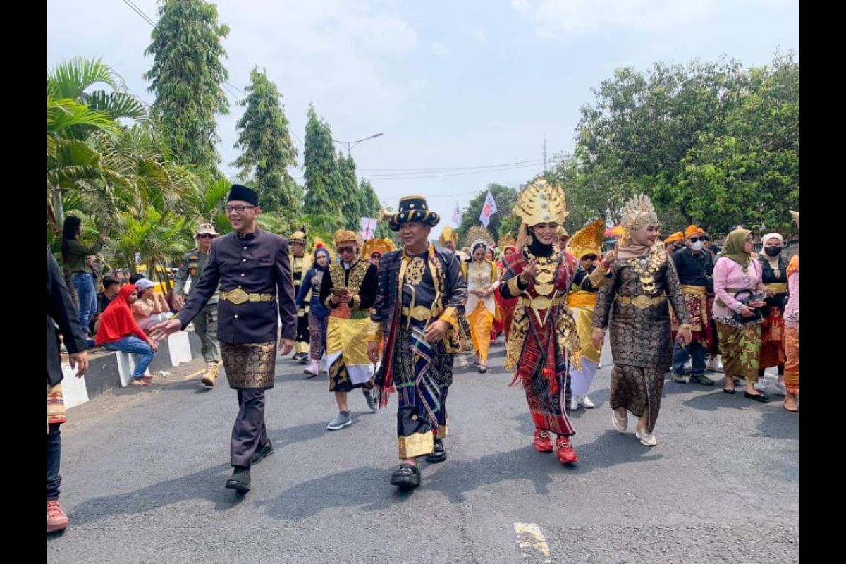 Ajang Karnaval Budaya Jember Nusantara kenalkan kearifan lokal