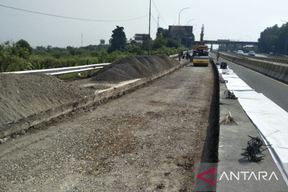 Jasamarga minta pengguna Jalan Tol Jakarta-Cikampek antisipasi perbaikan jalan