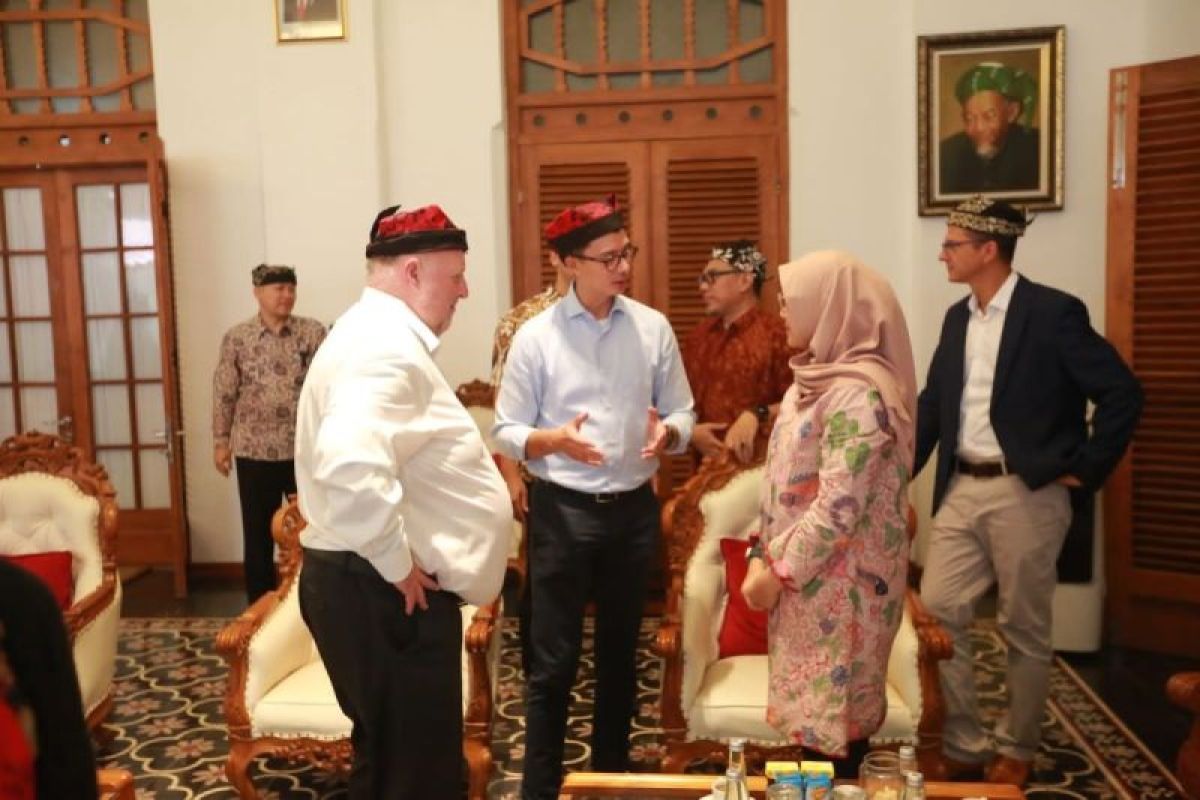 Norway lauds Banyuwangi district government in handling waste
