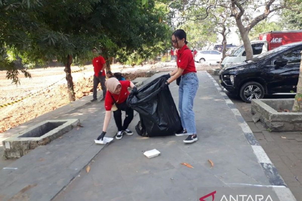 Pemkab Kediri apresiasi suport swasta dalam kampanye bersih sampah