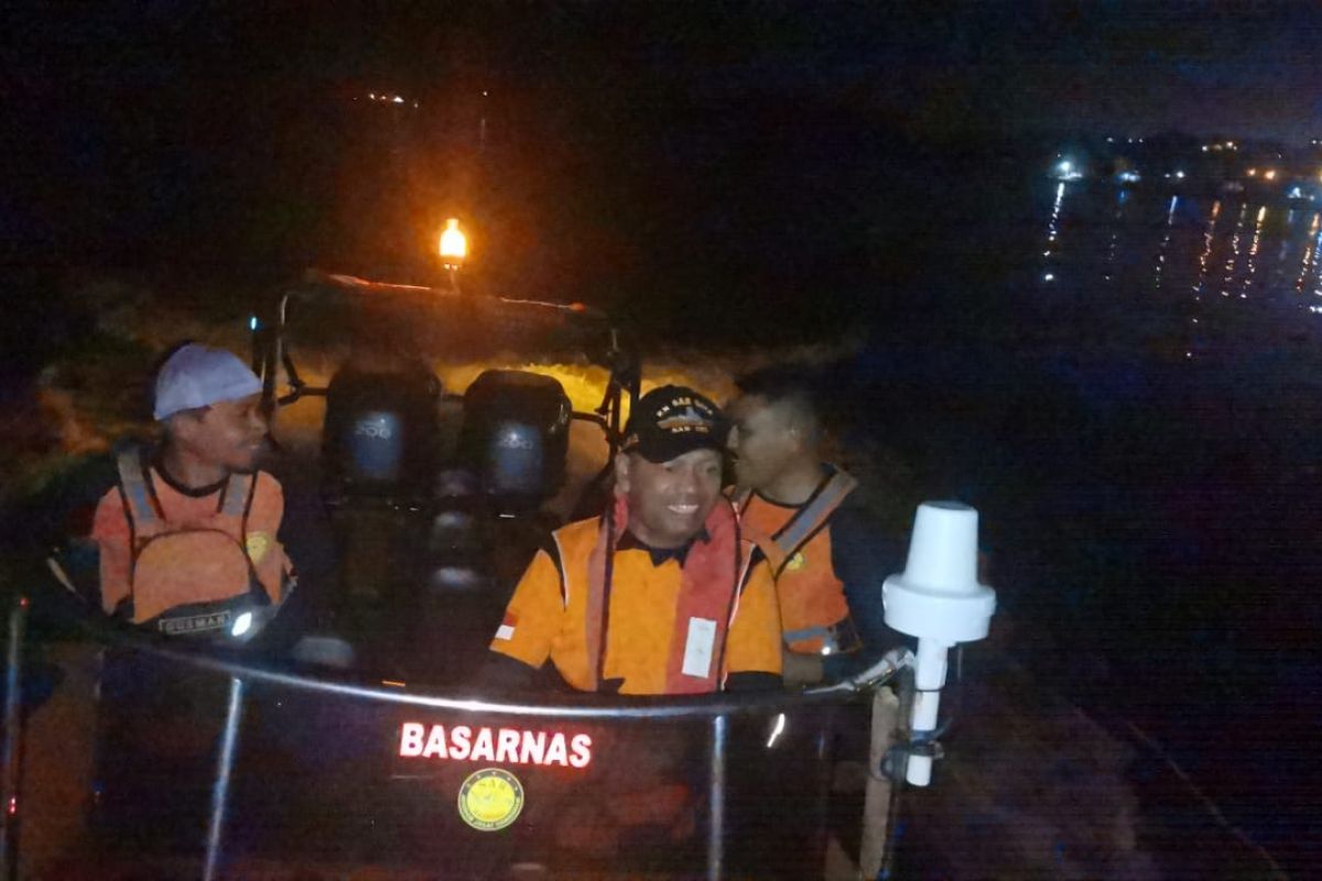 Basarnas cari nelayan hilang di Perairan Pulau Batu Sultra