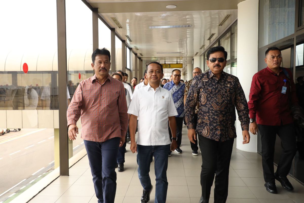 Menteri Bahlil ke Batam, bahas percepatan pengembangan Rempang