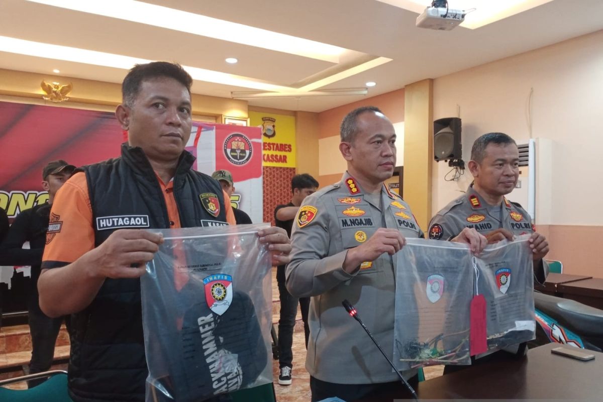 Polrestabes Makassar membekuk pelaku kejahatan pembusuran