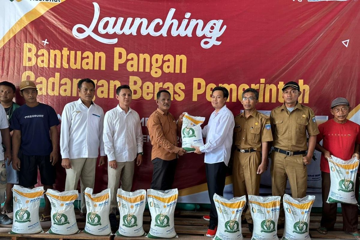 Bulog salurkan 922 ton beras bantuan pangan di Ogan  Komering Ulu Raya
