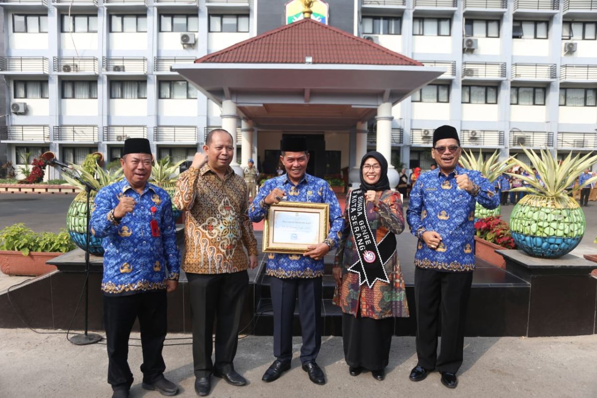 Wali Kota Serang terima penghargaan aktif lestarikan bahasa daerah