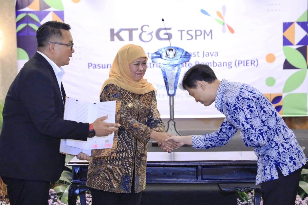 Kerja sama SIER-TSPM, Gubernur Khofifah mengaku bangga