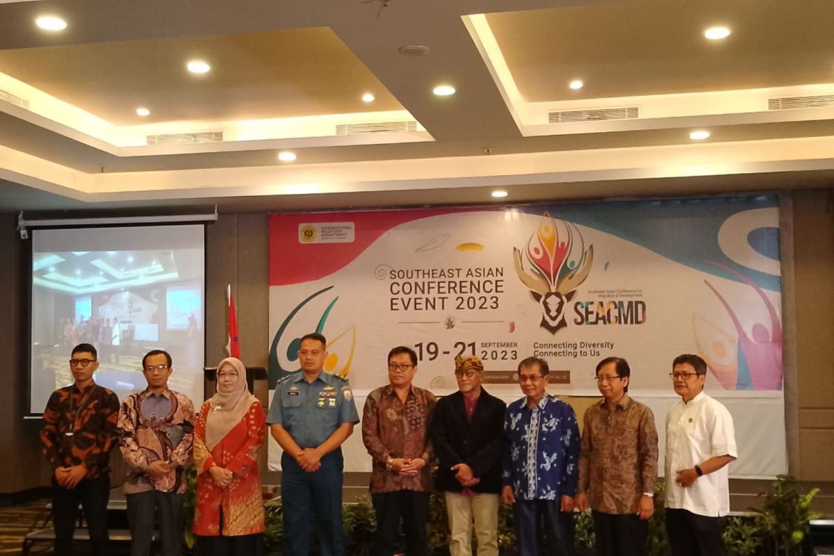 150 mahasiswa Indonesia dan asing mengikuti konferensi internasional Unram