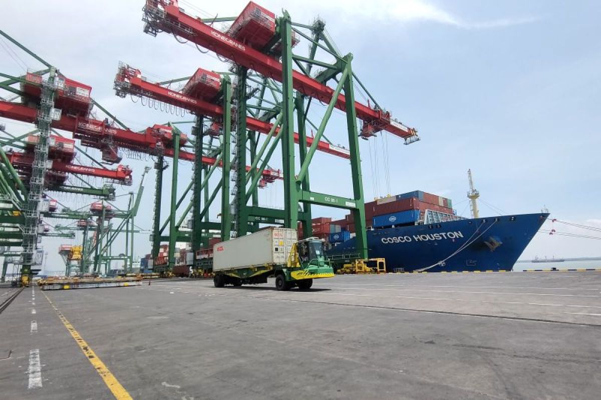 Transformasi Pelindo tekan biaya logistik di Indonesia