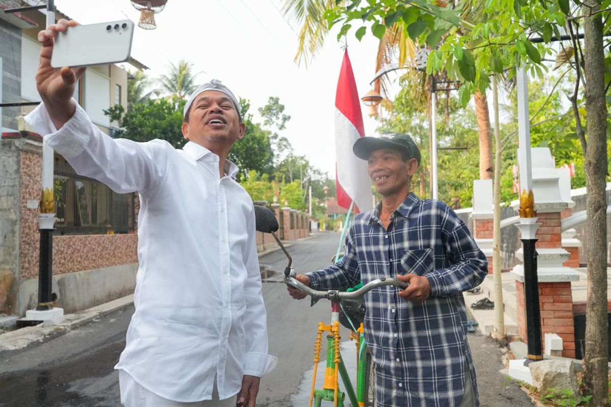 Handoko, buruh tani asal Jepara naik sepeda ke Subang demi bertemu Dedi Mulyadi