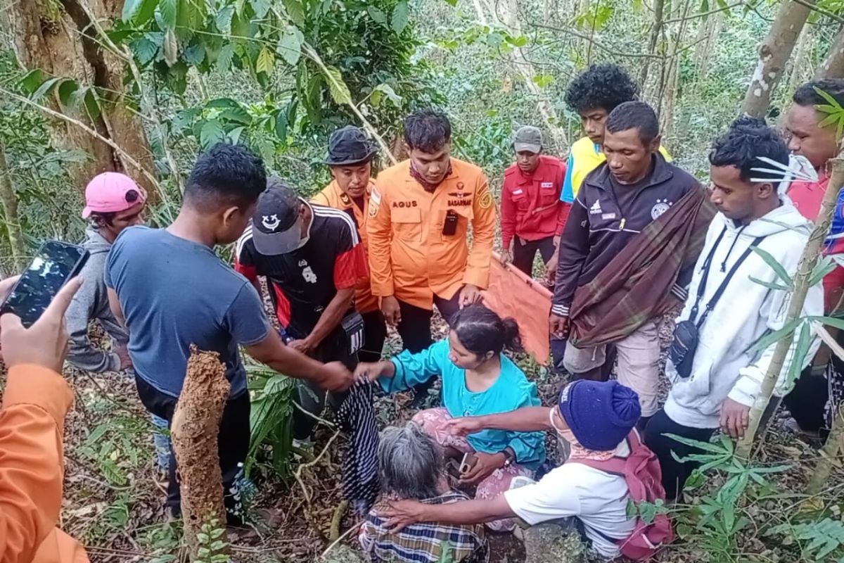 Seorang perempuan yang dilaporkan hilang di hutan Buton Selatan ditemukan