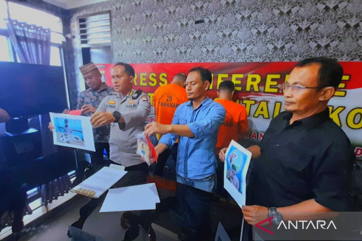 Polisi tangkap dua pria terkait kepemilikan ganja di Gorontalo
