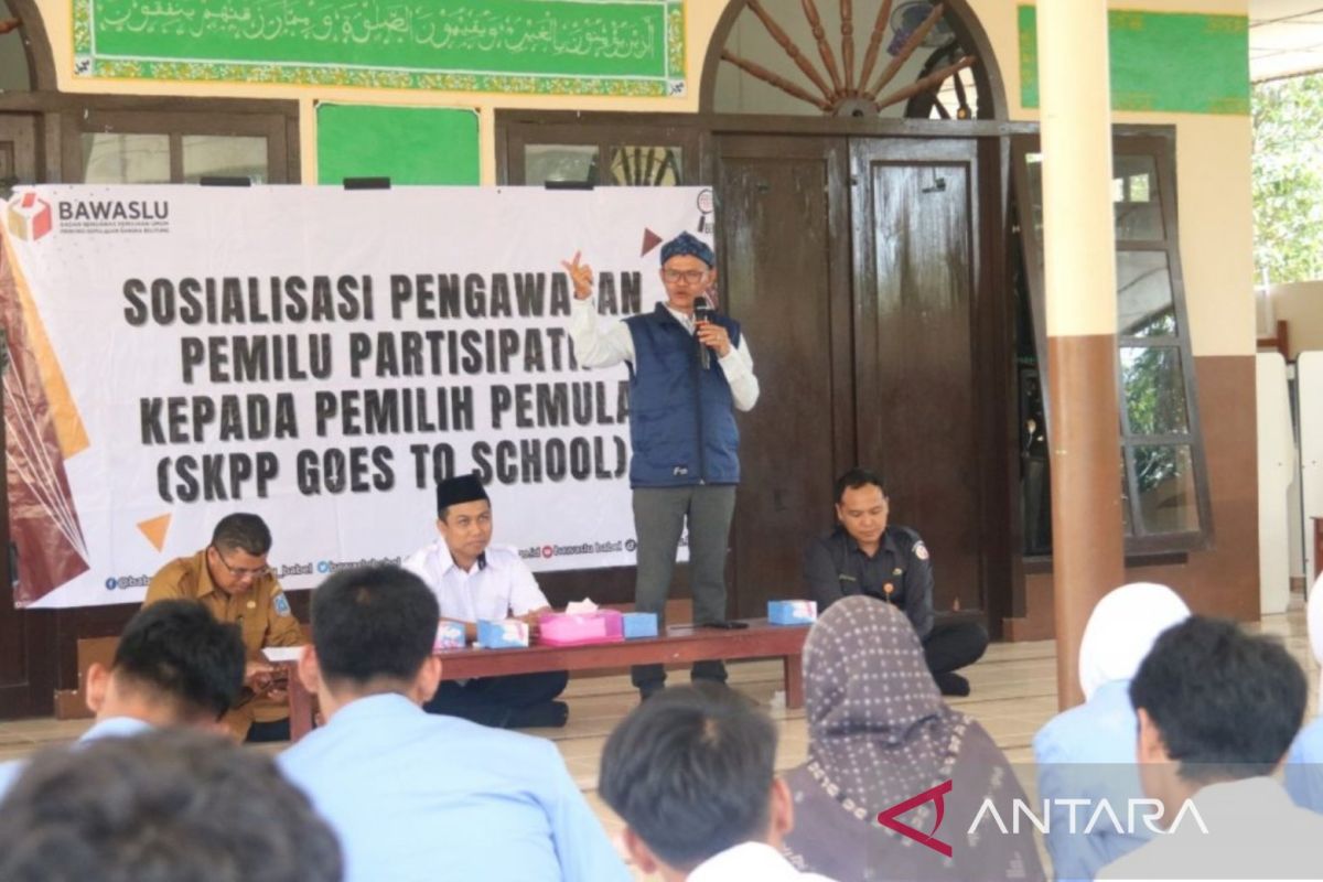 Bawaslu Babel sosialisasi pengawasan pemilu partisipatif ke pemilih pemula