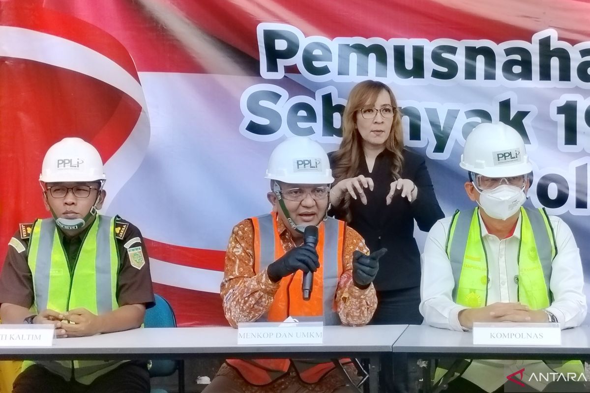 Kemenkop UKM minta pelaku usaha setop jual pakaian bekas impor