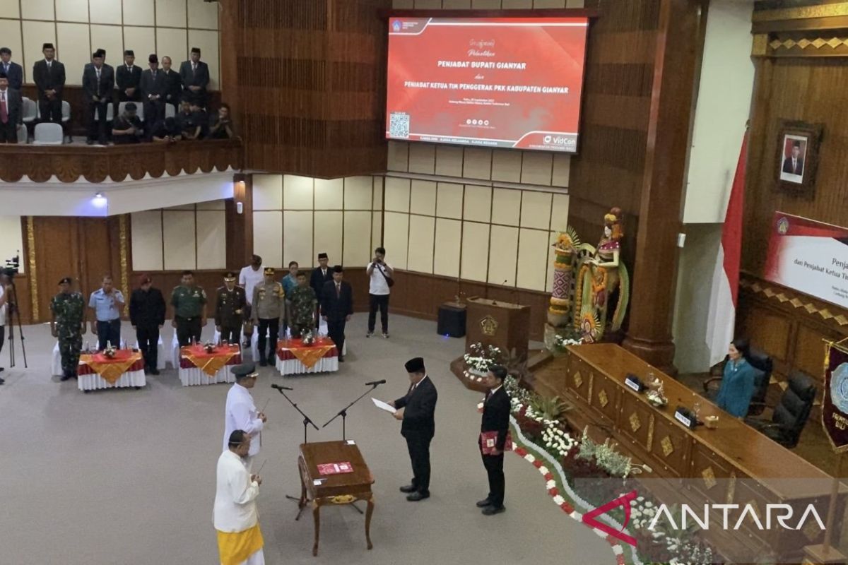 Gubernur Bali tugaskan Pj Bupati Gianyar hapuskan kemiskinan ekstrem