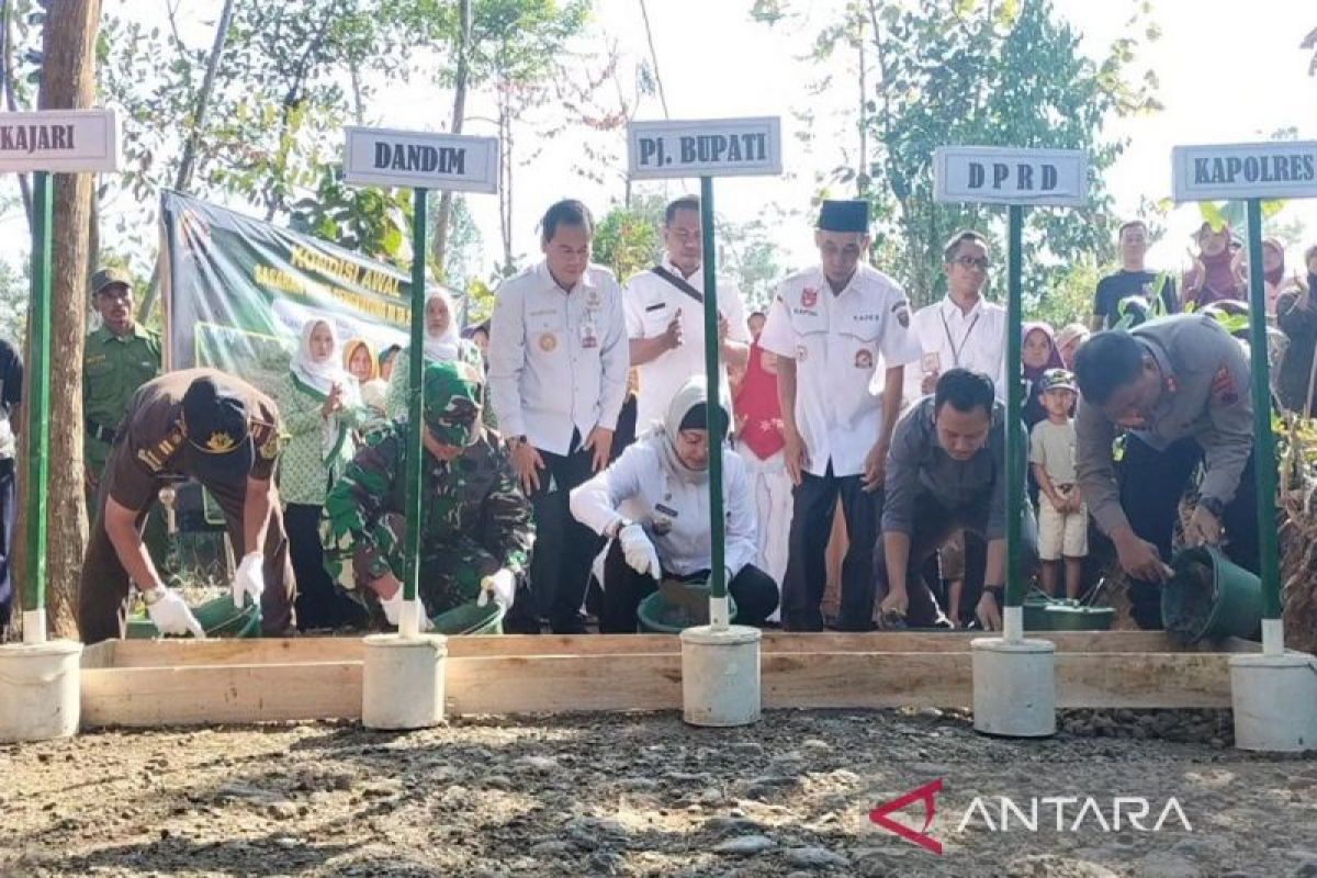Pemkab Batang-TNI sasar pembangunan infrastruktur dan stunting